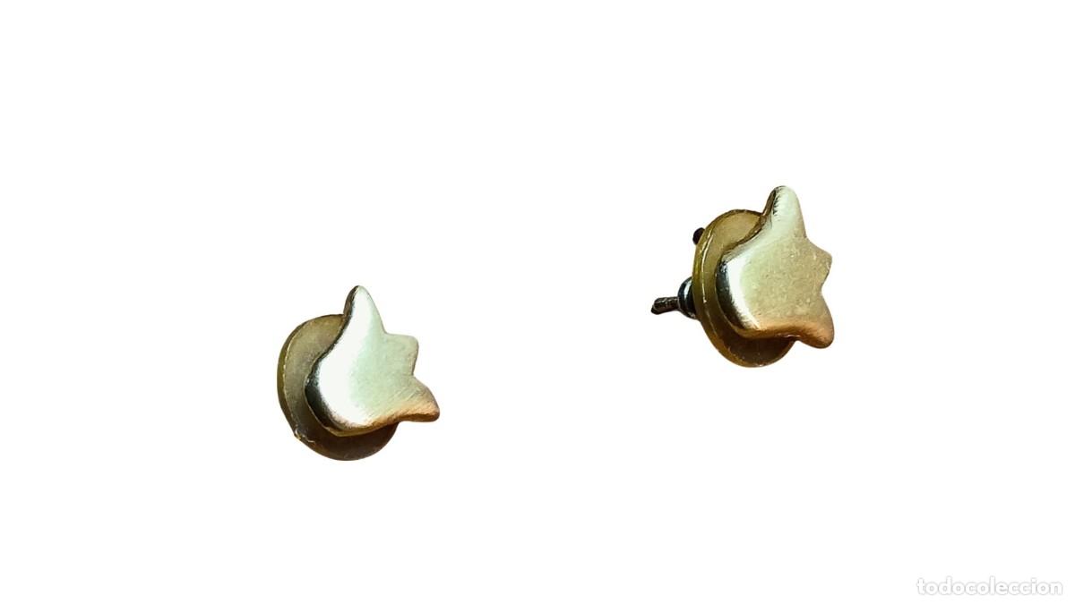 Joyeria: PENDIENTES DE BOT&Oacute;N CON ESTRELLA DORADA SOBRE DISCO - PAR DE ALPACA BA&Ntilde;ADA EN ORO