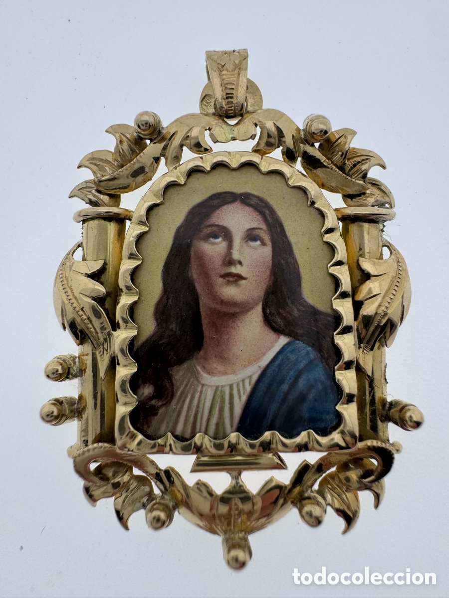 Joyeria: Antiguo Colgante de la Virgen Mar&iacute;a en Oro 18K