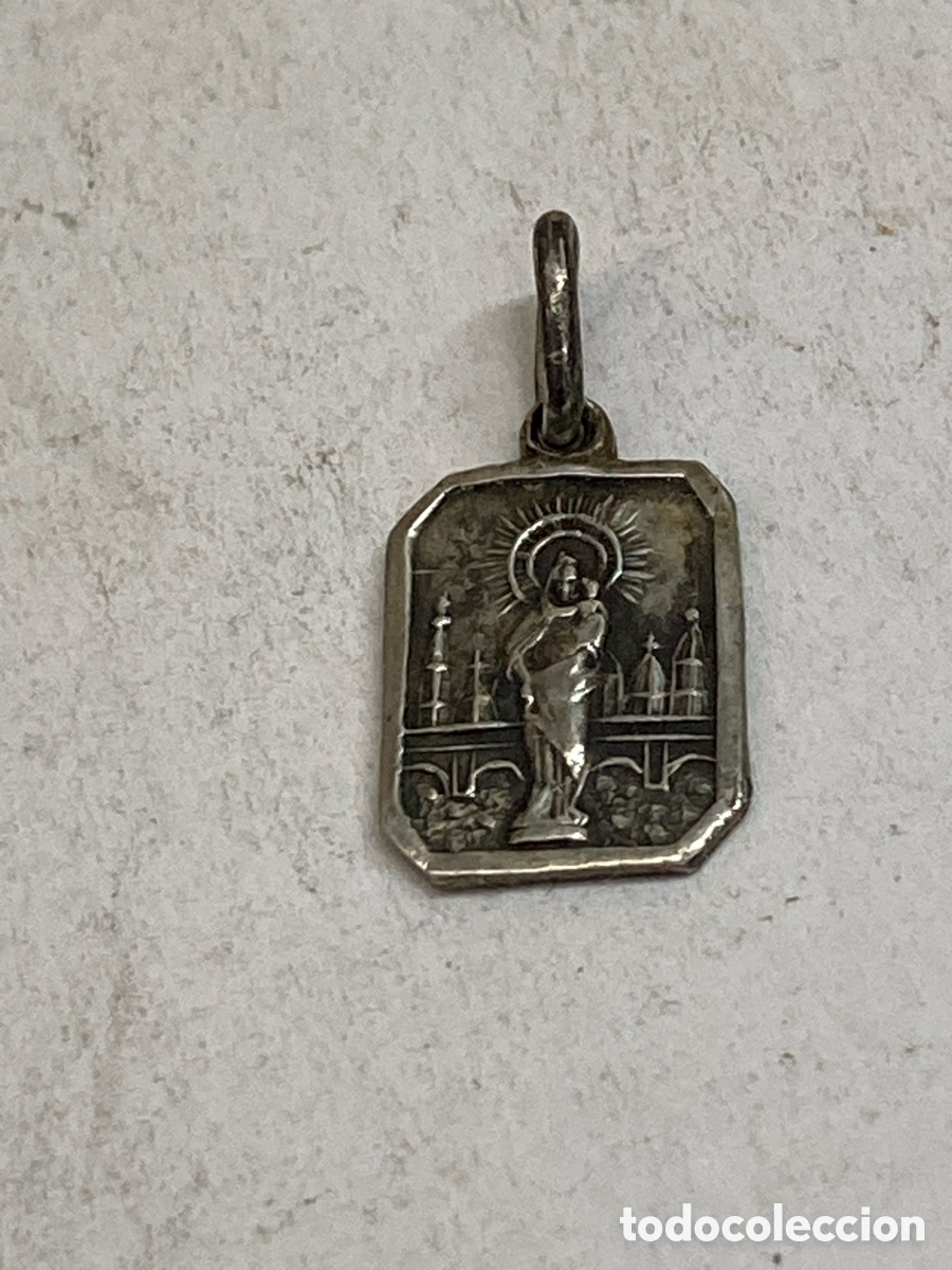 Joyeria: Medalla de plata religiosa C671