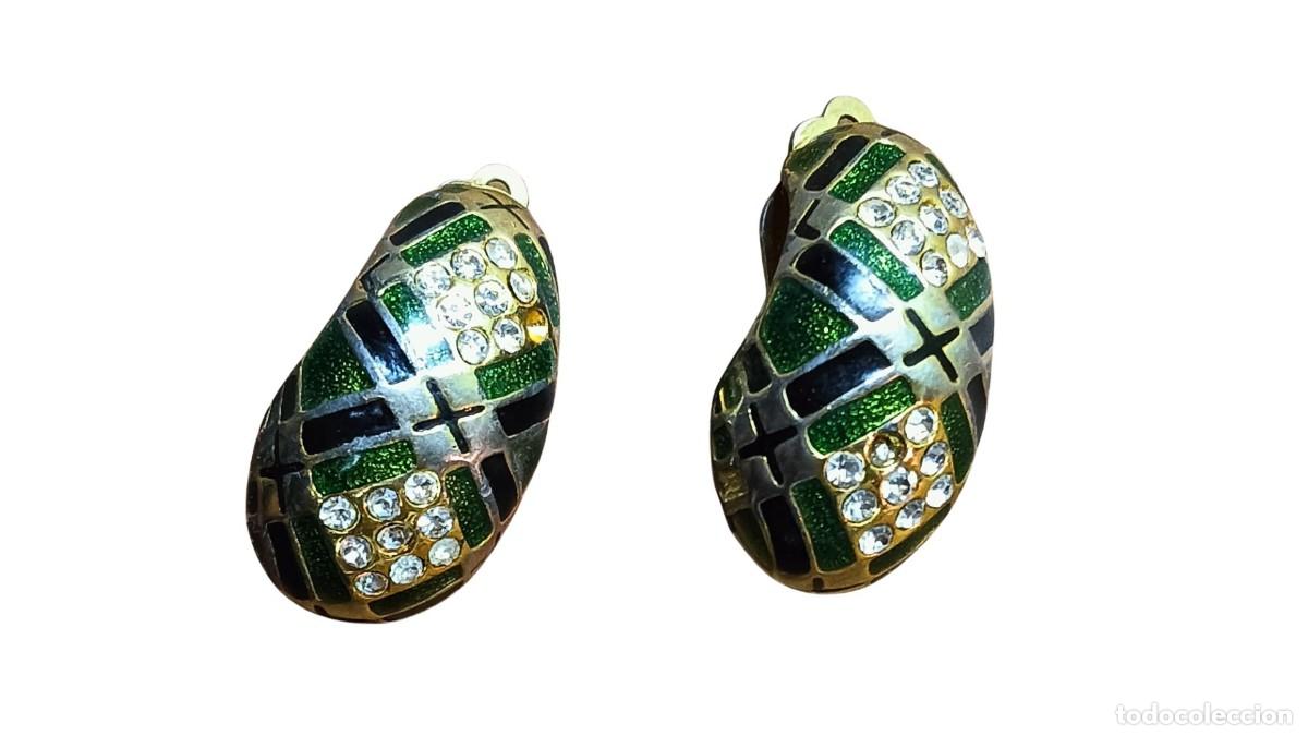 Joyeria: PENDIENTES DE CLIP VINTAGE - ESMALTE VERDE Y NEGRO - PEDRER&Iacute;A - DISE&Ntilde;O GEOM&Eacute;TRICO - TONO DORADO