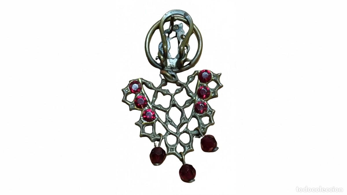 Joyeria: PENDIENTE DE CLIP VINTAGE - FILIGRANA CALADA ESTILO REVIVAL VICTORIANO - CRISTALES ROJOS TIPO GRANAT
