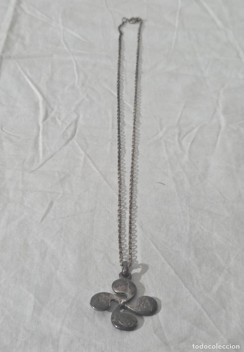 Joyeria: Colgante Celta Laburu con cadena de plata - Foto 4