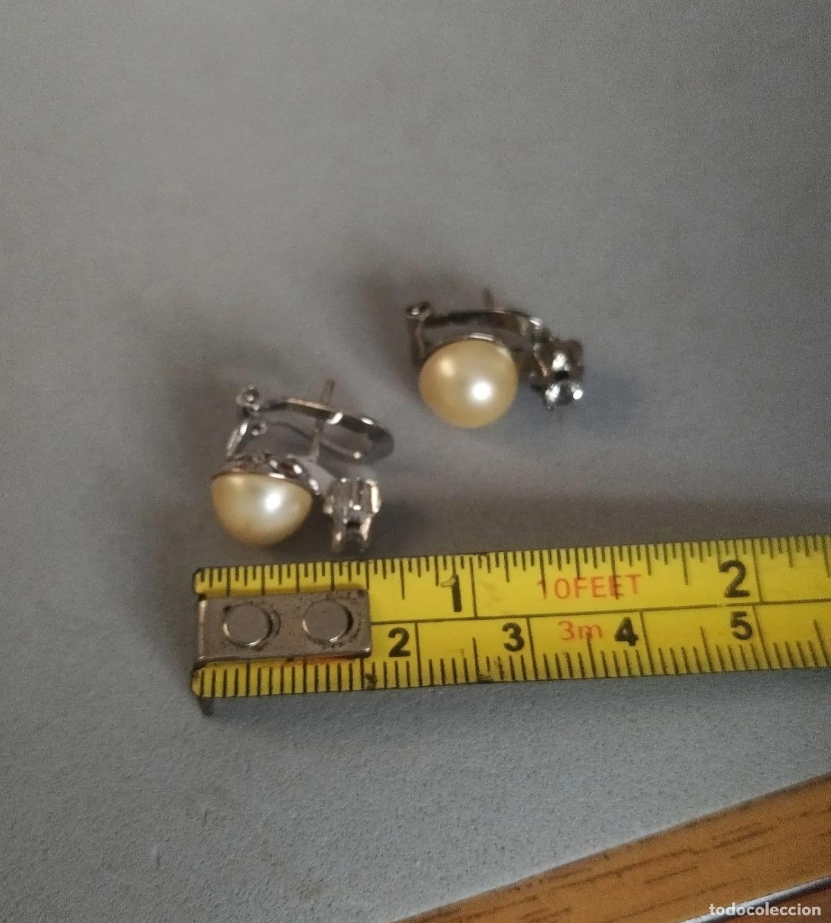 Joyeria: Antiguos pendientes de plata rodiada y perlas. - Foto 2