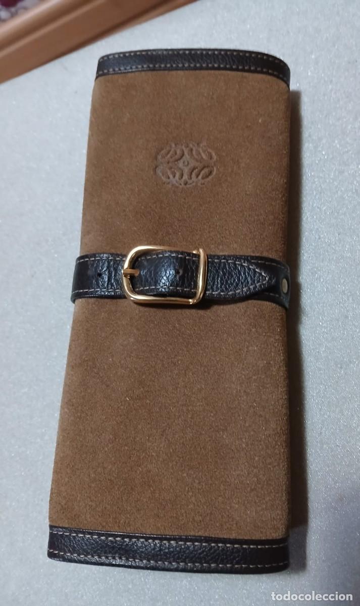Joyeria: Joyero de viaje enrollable Loewe ante y piel
