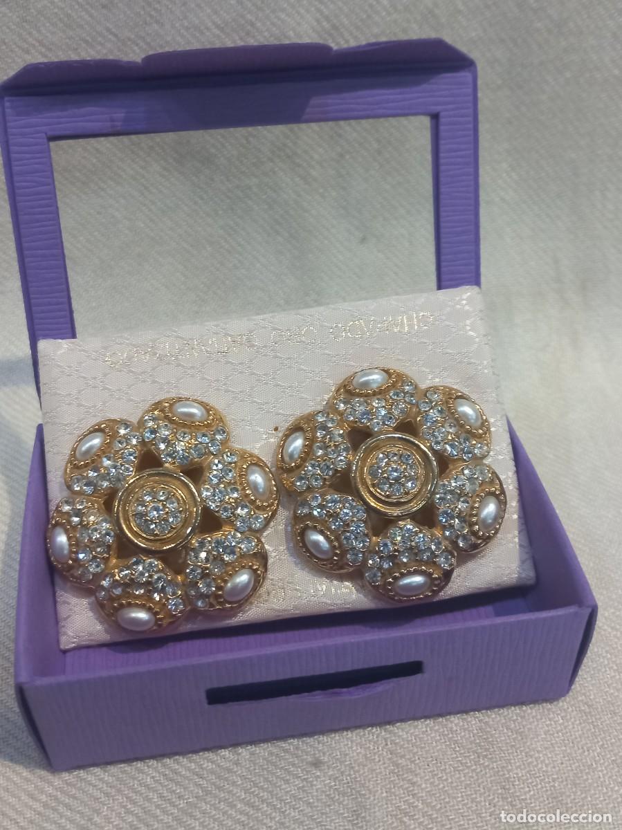Joyeria: PENDIENTES (bot&oacute;n-chapados) &uml;VICTORINO&uml; flor-repleto pedrer&iacute;a y perla ovalo