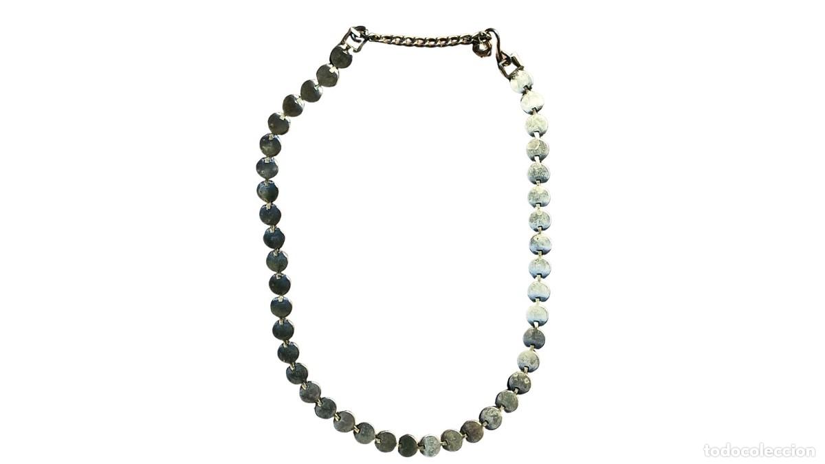 Joyeria: COLLAR VINTAGE - CADENA DE DISCOS MET&Aacute;LICOS REDONDOS EN TONO DORADO - POSIBLE BA&Ntilde;O DE ORO - A&Ntilde;OS 60