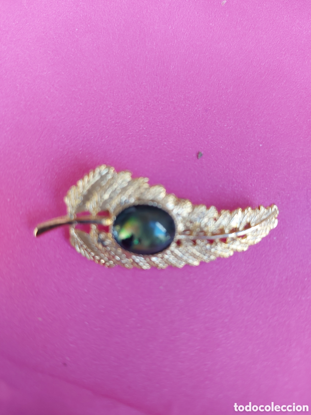 Joyeria: BROCHE EXOTICO CON PIEDRA
