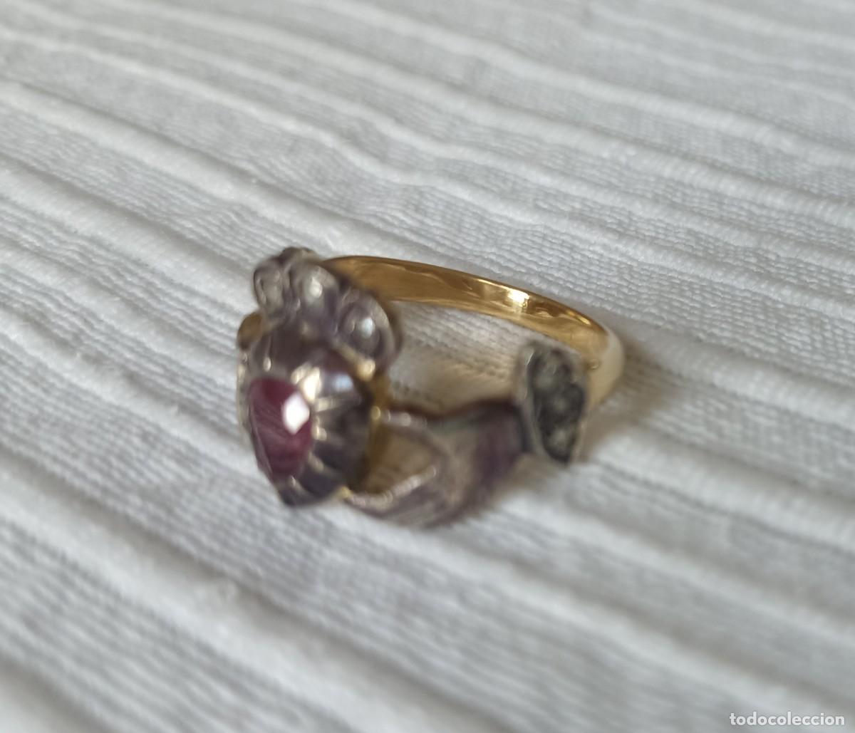 Joyeria: Anillo antiguo con coraz&oacute;n. - Foto 2