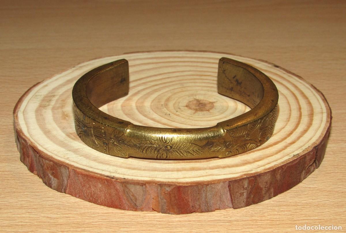 Joyeria: Brazalete pulsera tribal vintage afgana Hazara tradicional protecci&oacute;n bronce lat&oacute;n grabados a&ntilde;os 70
