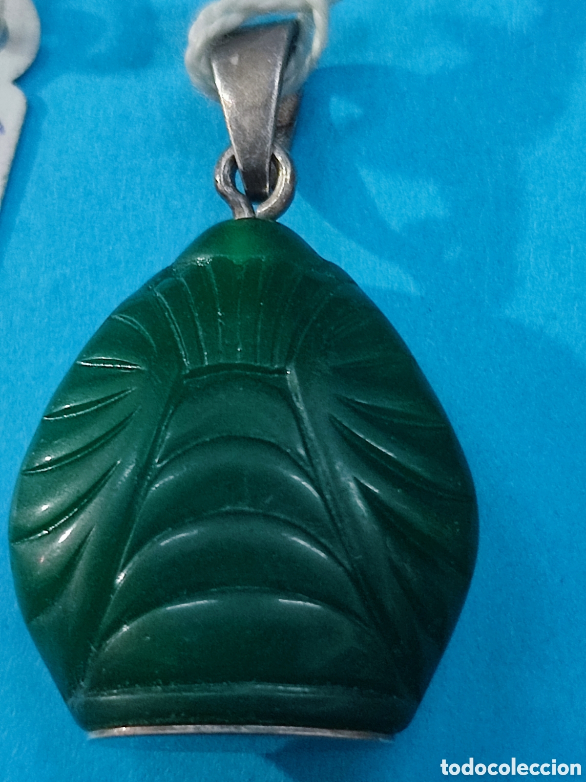 Joyeria: colgante tallado en jade verde - Foto 2