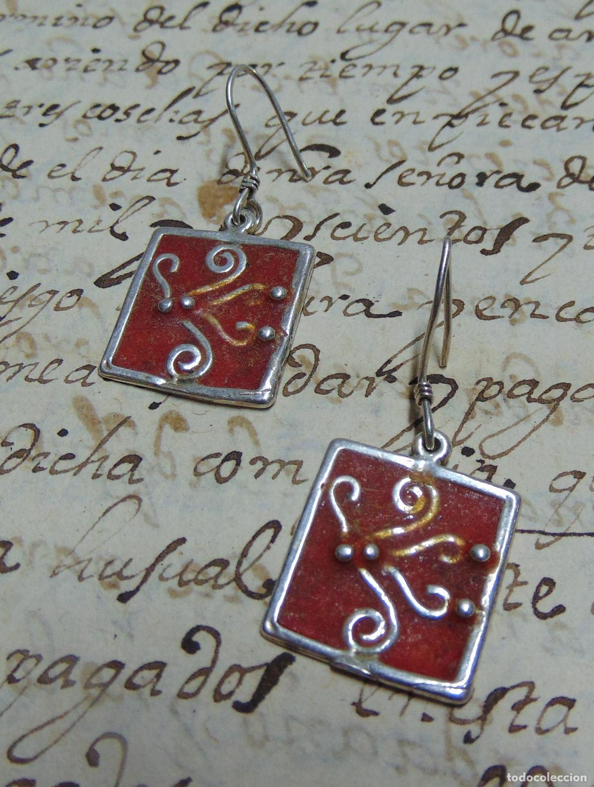Joyeria: PAR DE PENDIENTES DE PLATA Y ESMALTE, BUEN ESTADO, 2x2CM - Foto 1