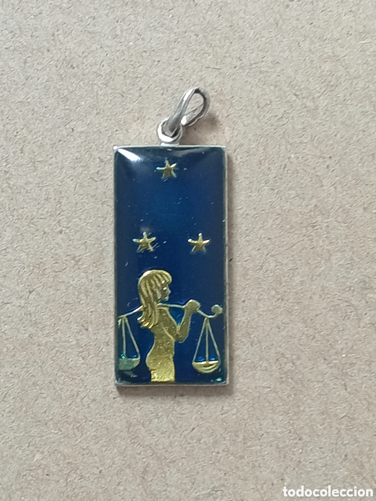 Joyeria: Colgante de Plata Libra - Signo Zodiacal Vintage (2x1 cm)