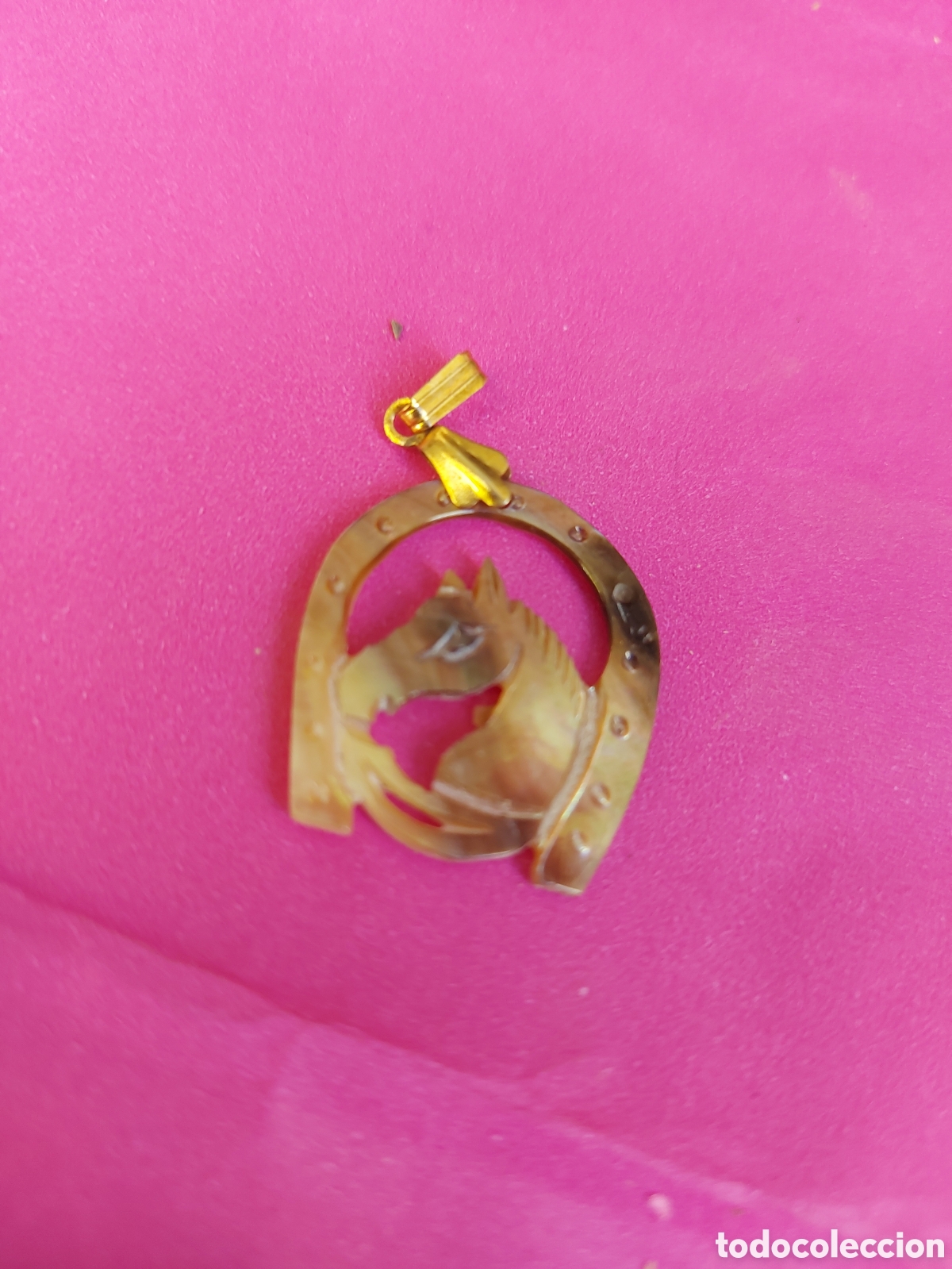 Joyeria: BROTE EXOTICO DORADO