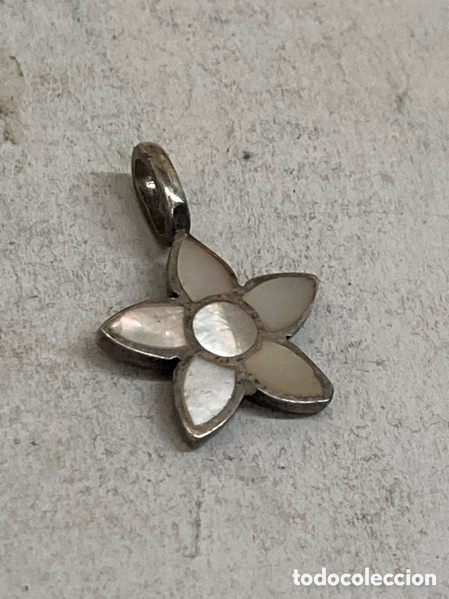 Joyeria: Colgante de plata y n&aacute;car C674