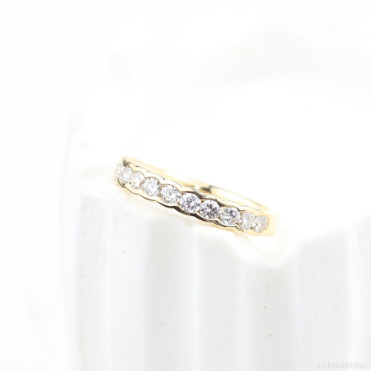 Joyeria: Anillo media alianza de 13 diamantes en oro amarillo 18K &ndash; 0,65 ct