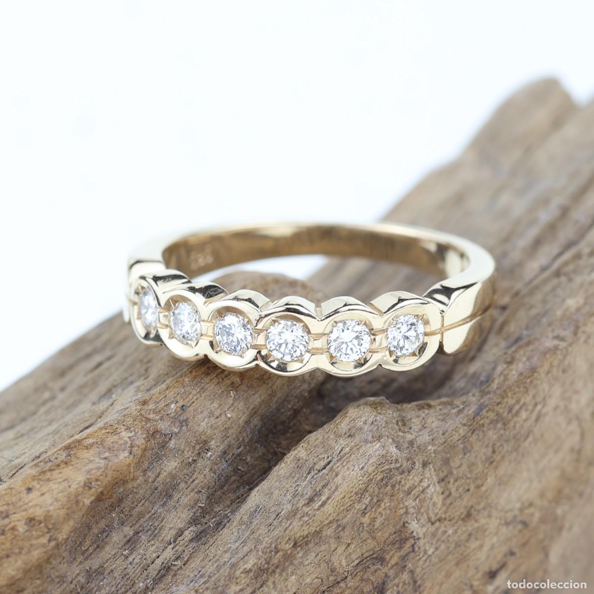 Joyeria: Anillo media alianza de diamantes en oro amarillo de 14K &ndash; 0,42 ct