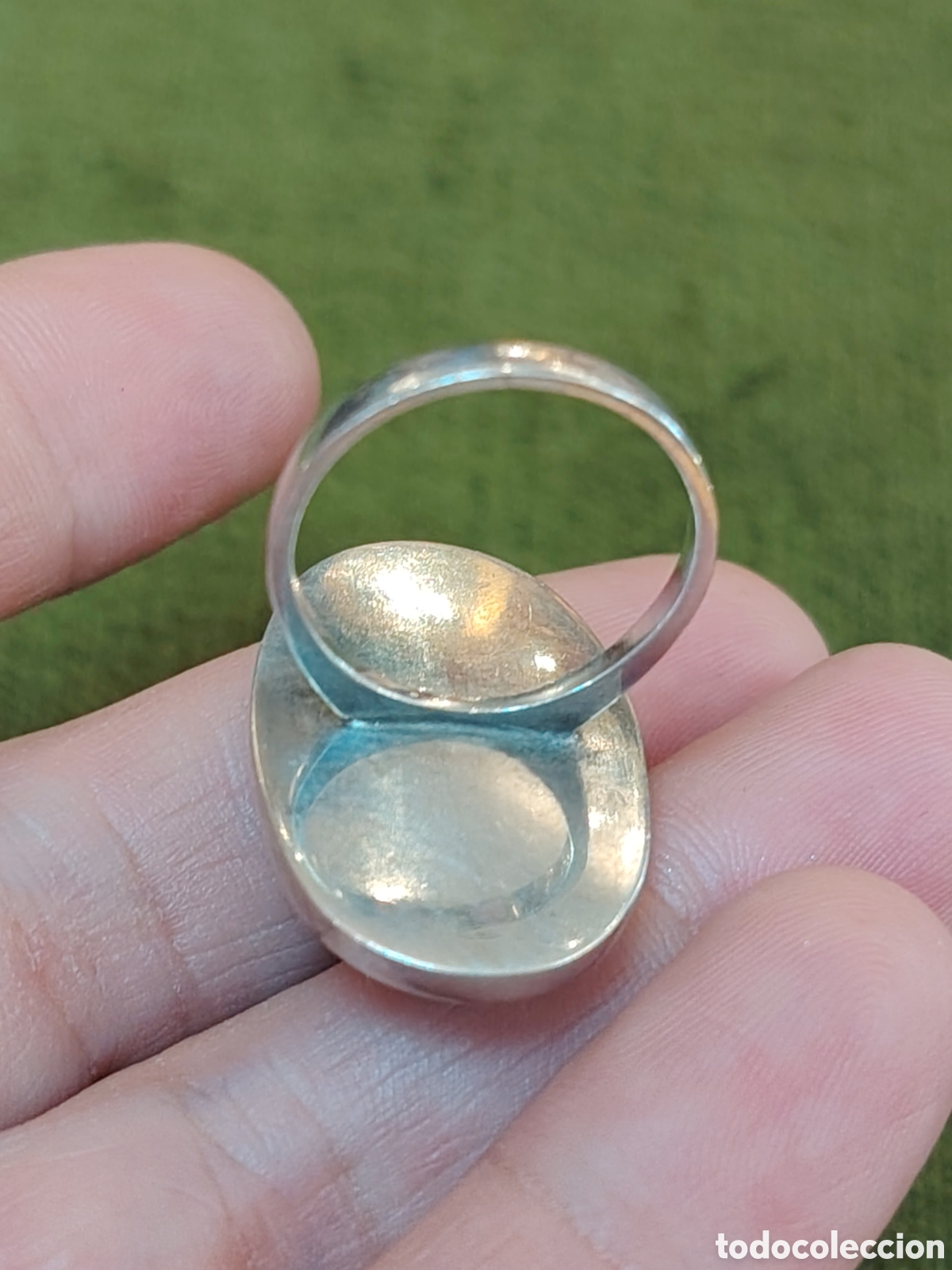 Joyeria: Juego de pendientes y anillo elaborado en plata y perlas de abul&oacute;n. - Foto 3