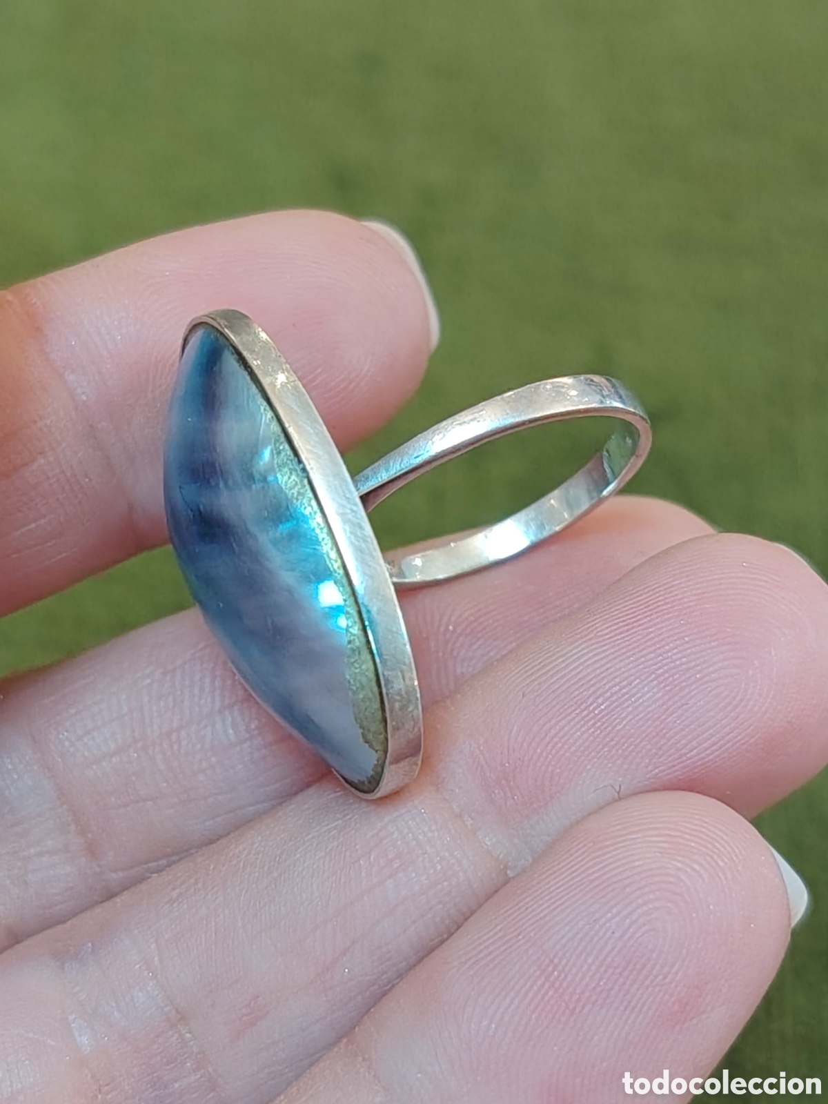 Joyeria: Juego de pendientes y anillo elaborado en plata y perlas de abul&oacute;n. - Foto 6
