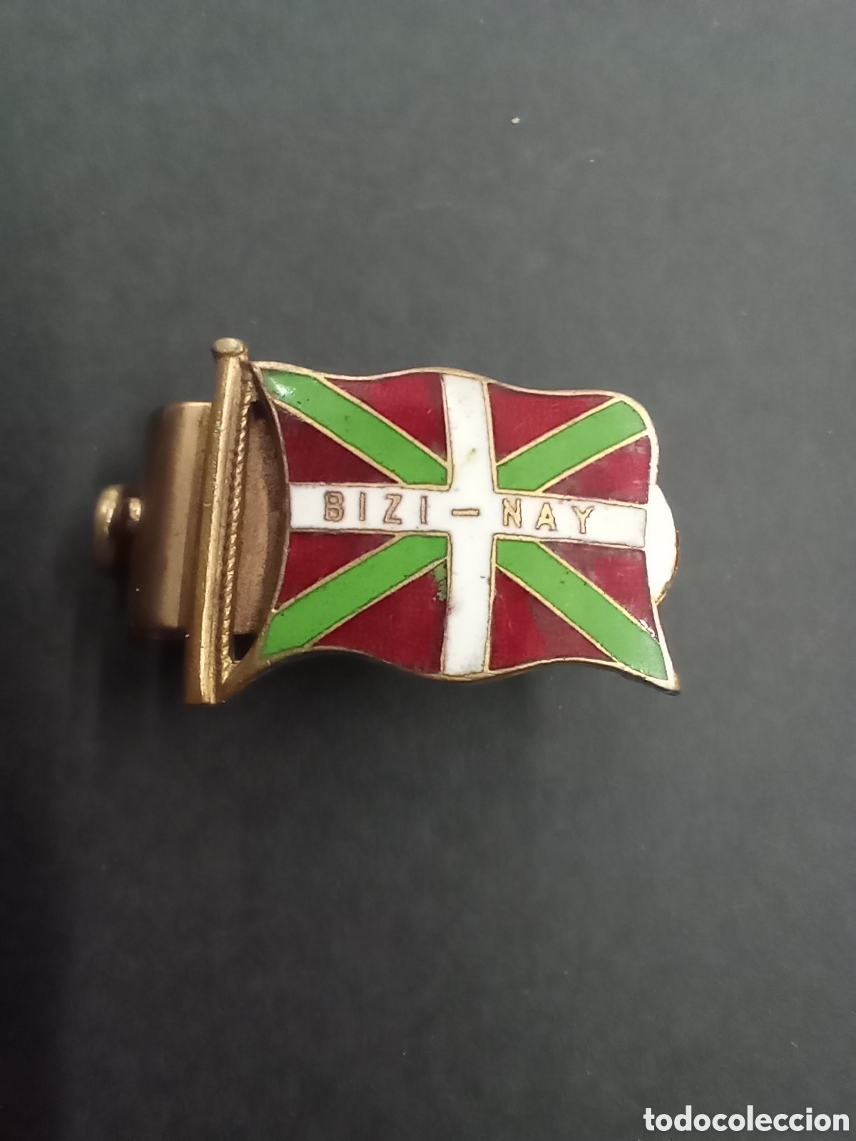 Joyeria: RARA INSIGNIA IKURRI&Ntilde;A BIZI NAY c.1920 MENDIGOZALE NACIONALISMO VASCO EGI JUVENTUDES PNV PIN MUSEO