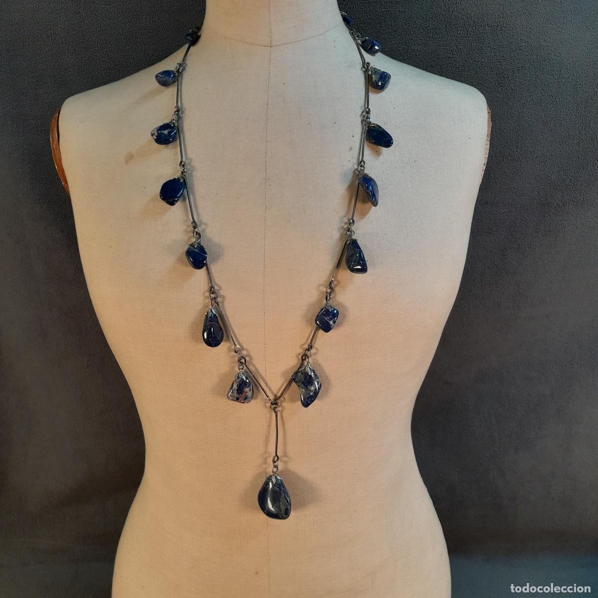 Joyeria: J-4623. COLLAR ARTESANAL DE GEMAS AZULES Y METAL PATINADO. A&Ntilde;OS 70-80