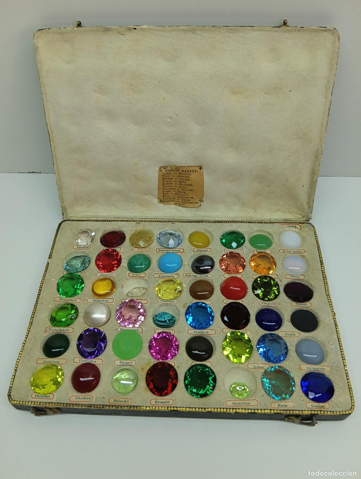 Joyeria: Muestrario Antiguo 48 Gemas Cristal Bohemia Josef Reif Prag c. 1880 - Antique Glass Gemstone Model C