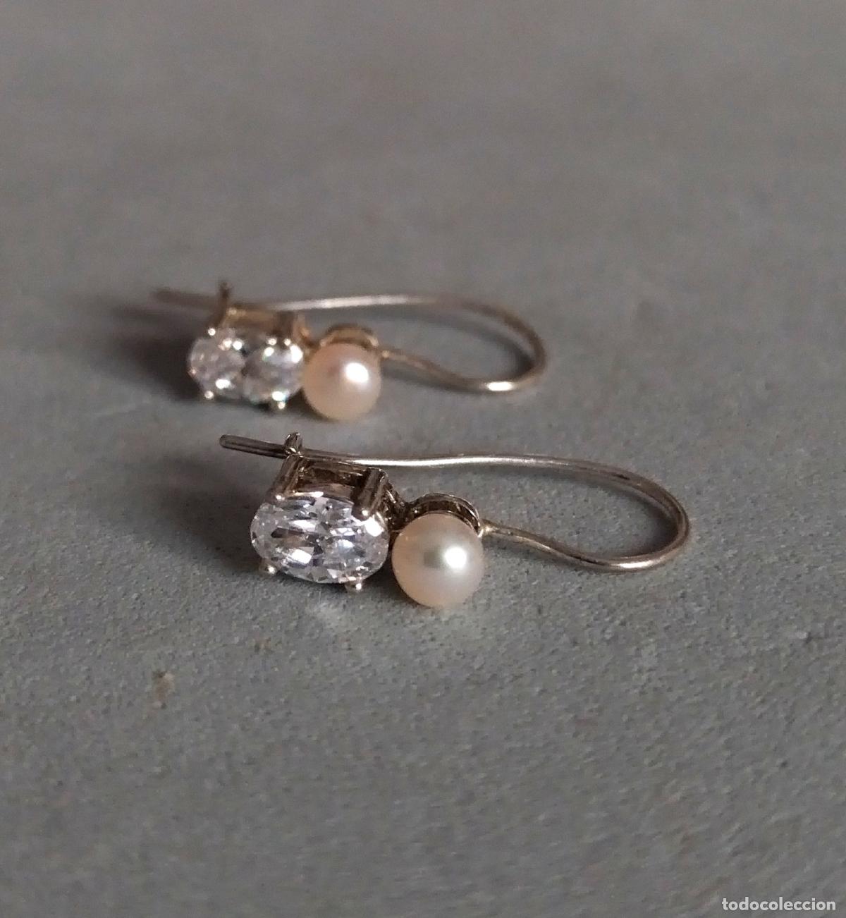 Joyeria: Pendientes de plata, con perla y circonita.