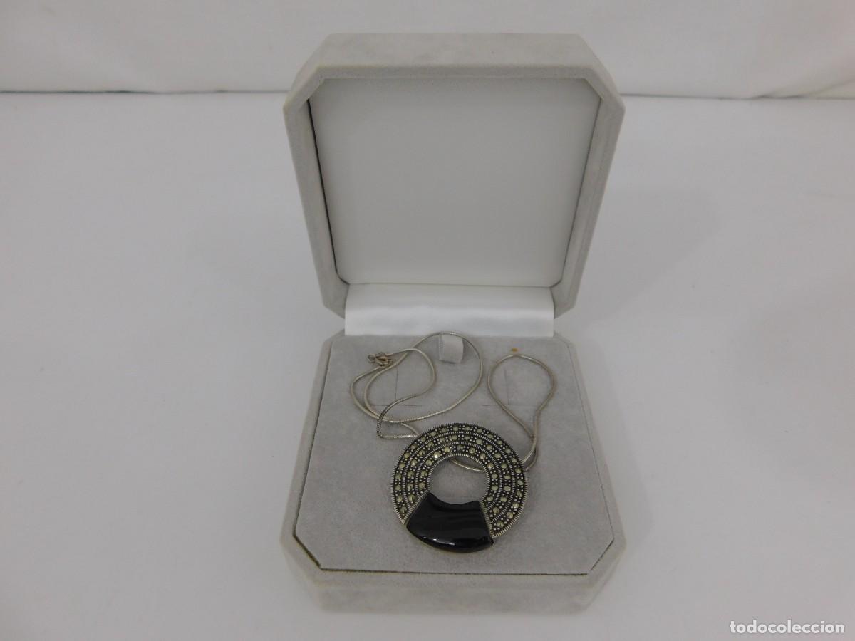 Joyeria: COLGANTE DE PLATA Y PEDRERIA