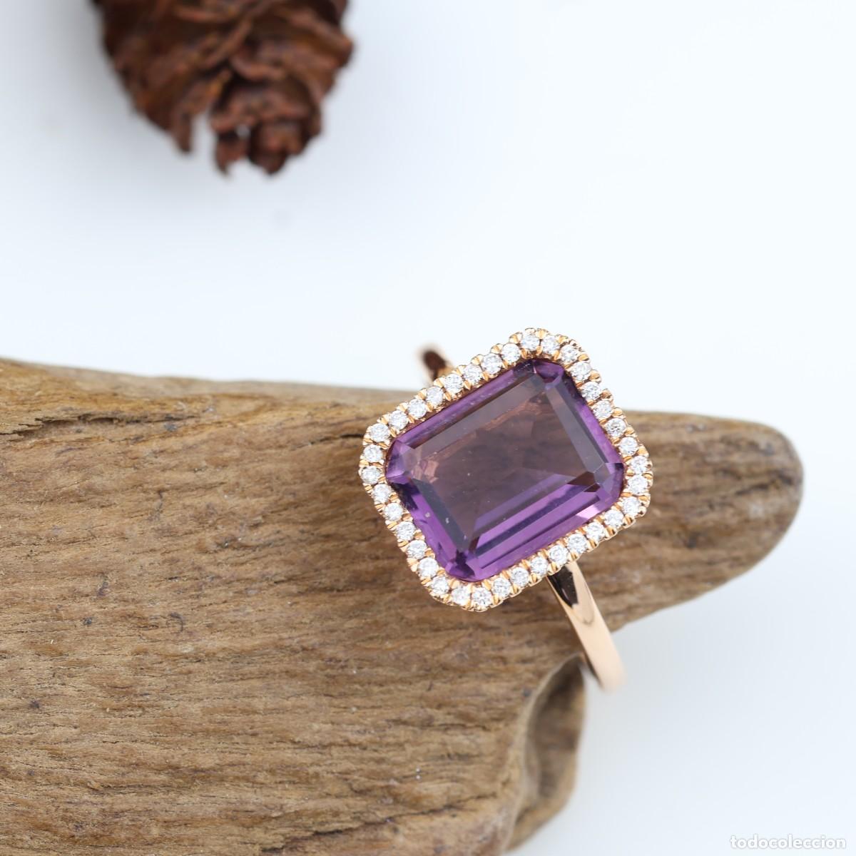 Joyeria: Anillo de amatista talla esmeralda y diamantes en oro rosa de 18K &ndash; 1,90 ct