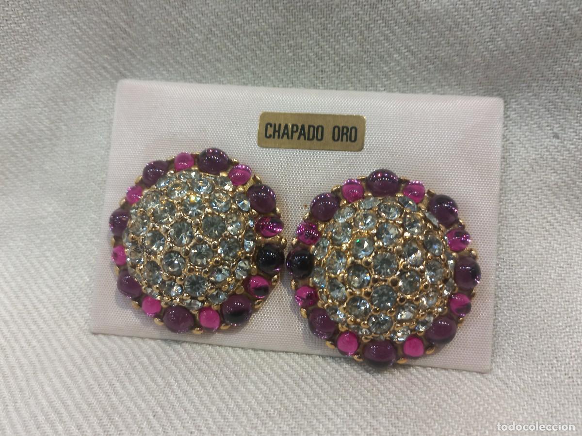 Joyeria: PENDIENTES (bot&oacute;n-chapados) todo pedrer&iacute;a-cerco fucsia y malva