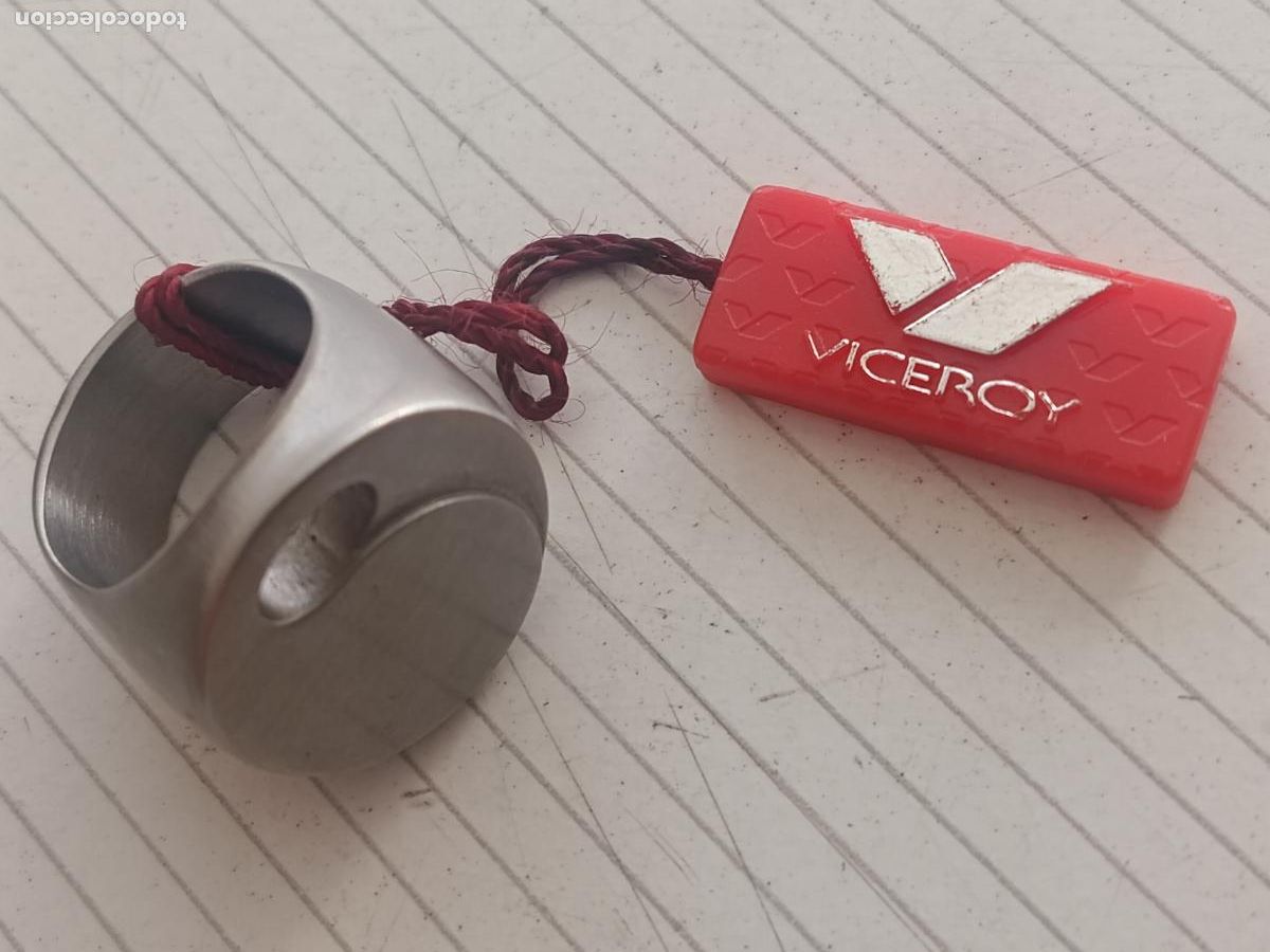 Joyeria: ANILLO MARCA VICEROY. ACERO