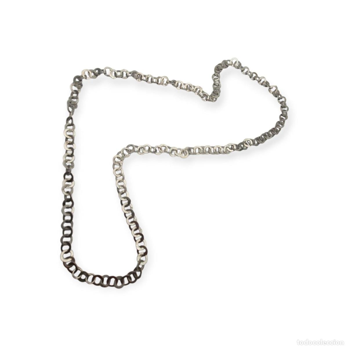 Joyeria: Collar largo artesanal &eacute;tnico de plata tipo Rihana, tradici&oacute;n tunecina, ca. 1950&ndash;1970