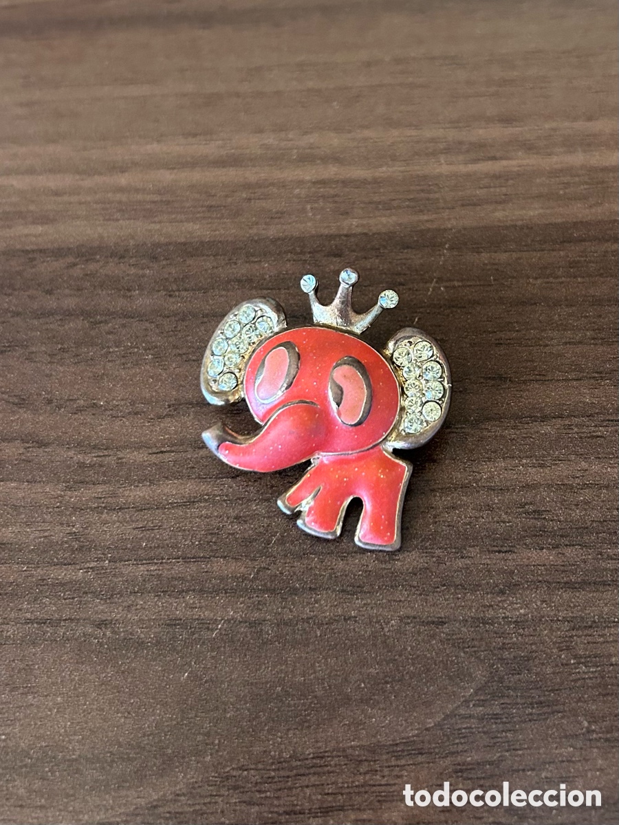 Joyeria: Broche elefante rojo esmaltado con corona y circonitas &ndash; bisuter&iacute;a