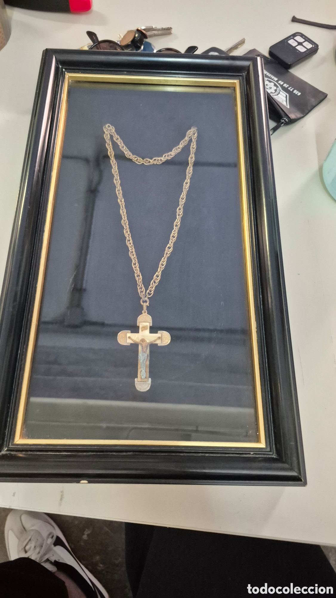 Joyeria: Crucifijo de nacar antiguo