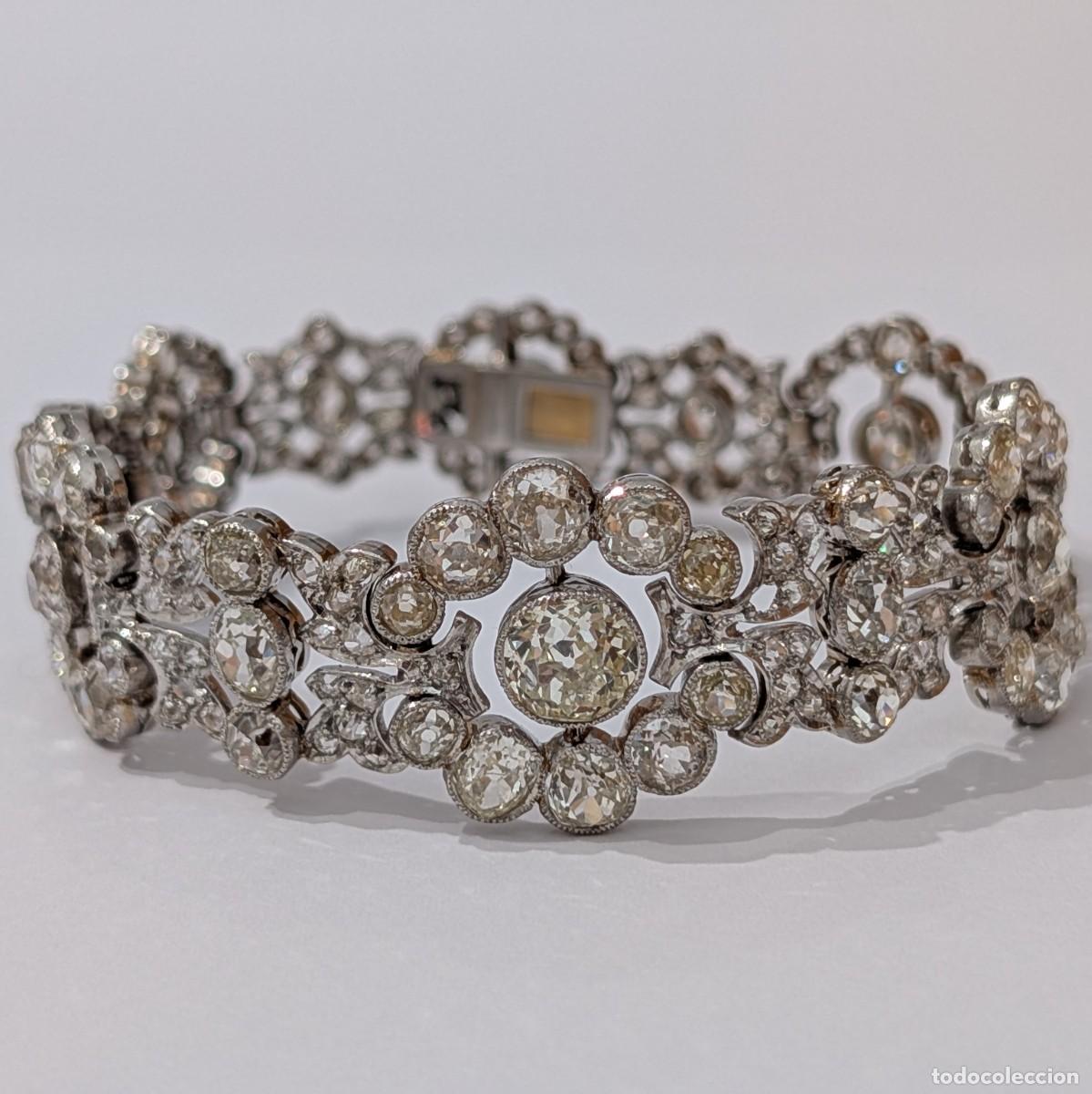 Joyeria: Brazalete de los a&ntilde;os 1910 de platino y oro con diamantes y motivos florales