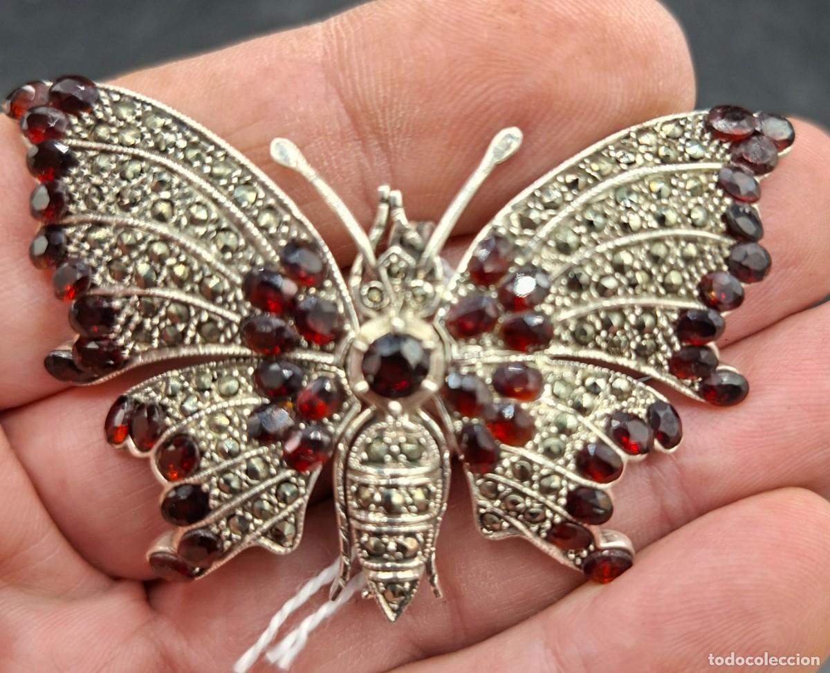 Joyeria: Broche de mariposa estilo Art Nouveau en Plata 925 y granates