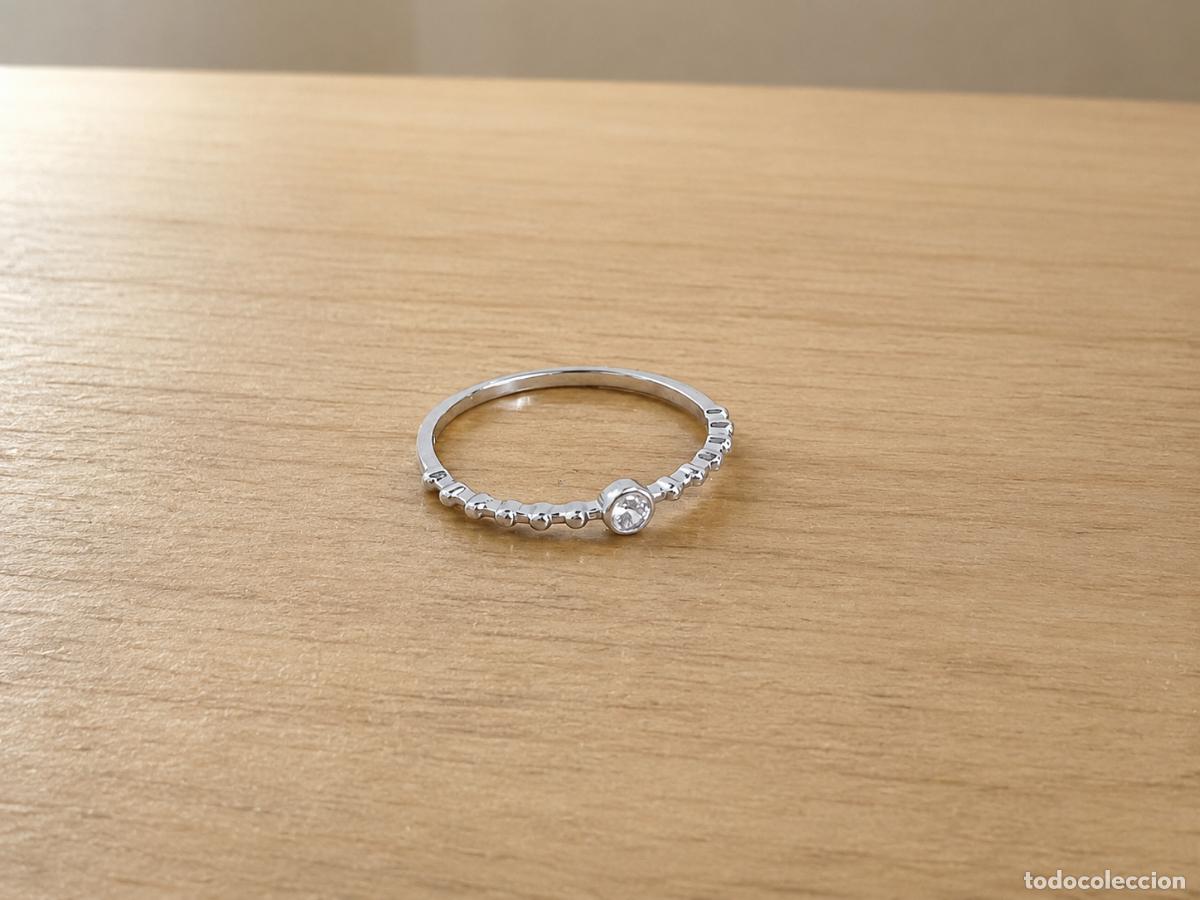 Joyeria: Anillo fino de plata 925 con piedra brillante