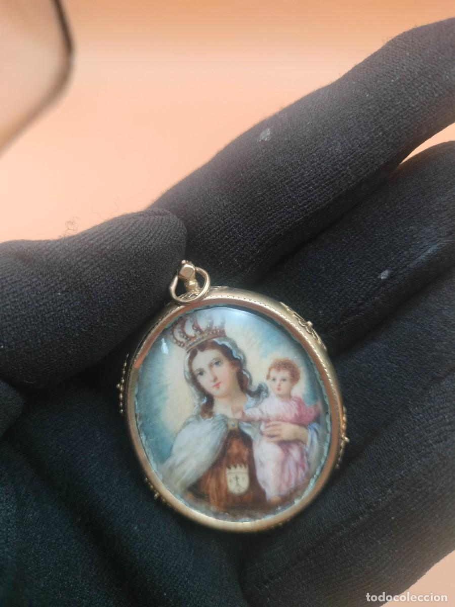 Joyeria: Medalla devocional en oro de ley