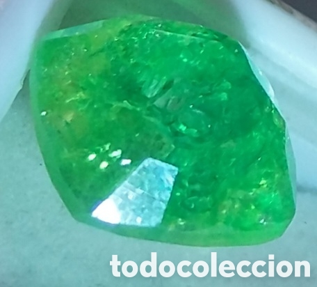 Joyeria: Esmeralda Natural Berilo de Brasil de 5.67 ct Talla Coj&iacute;n Certificado GGL