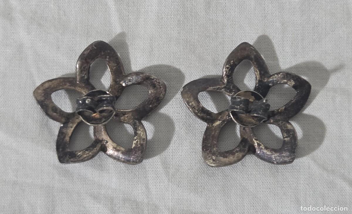 Joyeria: Pendientes en forma de flor de plata de ley - Foto 7