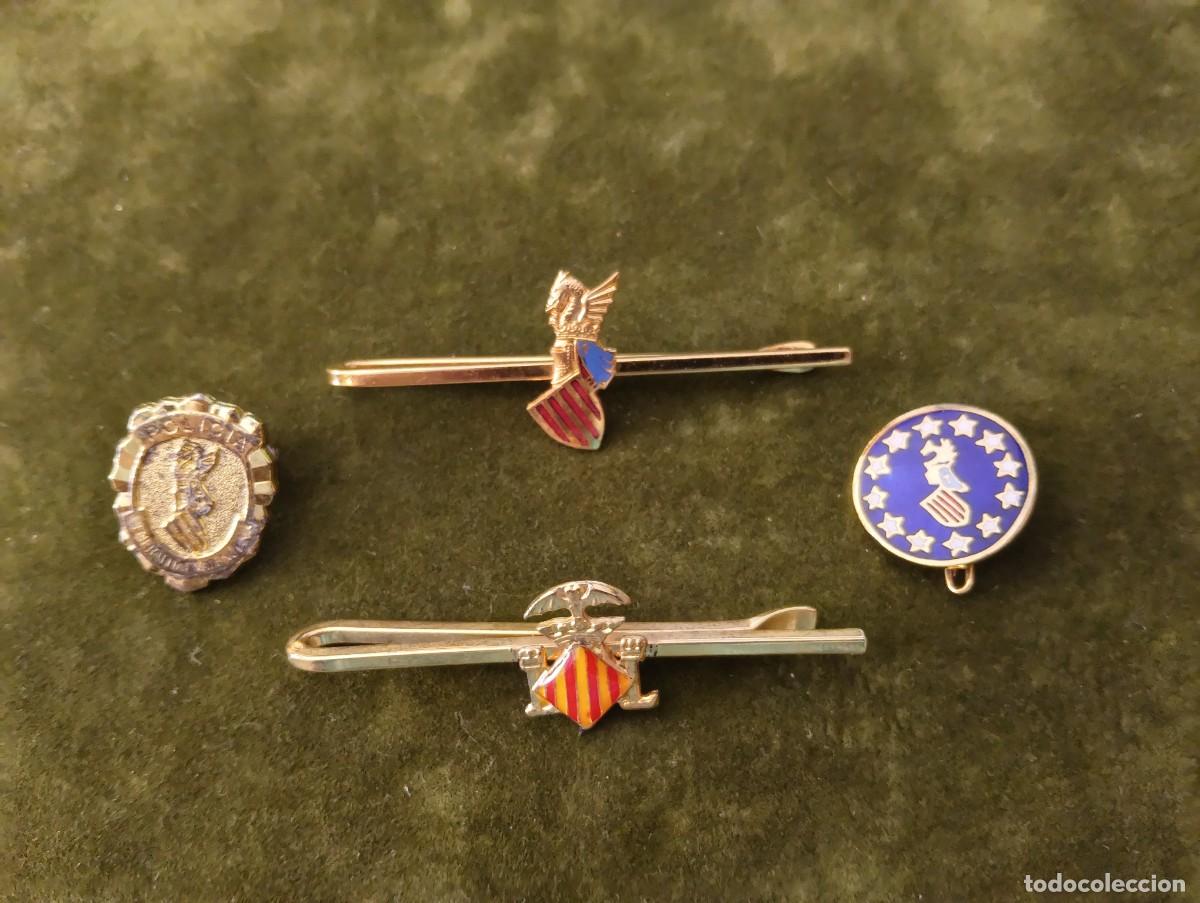 Joyeria: 2 PINZAS PASACORBATA + 2 PINS DE LA GENERALITAT Y AYUNTAMIENTO VALENCIA REGIONES DE EUROPA POLICIA
