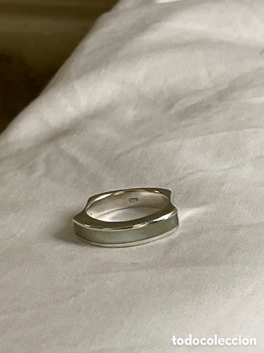 Joyeria: Anillo de plata y n&aacute;car