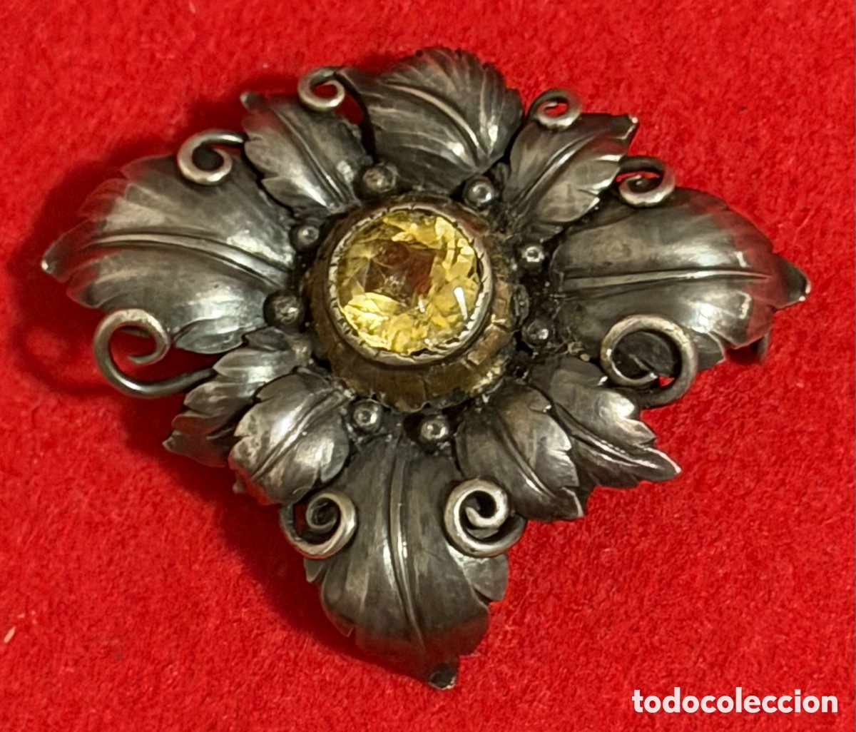 Joyeria: Precioso broche antiguo en plata de ley