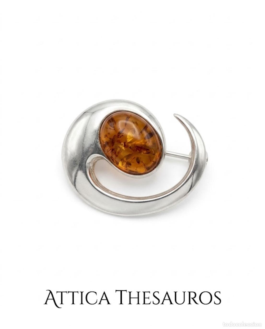 Joyeria: Broche antiguo polaco de estilo modernista en plata de ley 925 y cabuj&oacute;n de &aacute;mbar b&aacute;ltico.