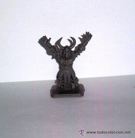 Juegos antiguos: BRUJO DEL CAOS MINIATURA JUEGO HEROQUEST - Foto 1