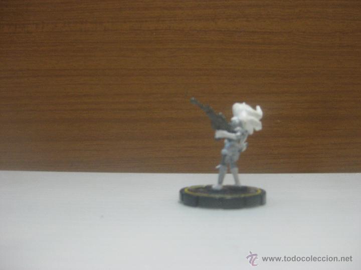 Juegos antiguos: Marvel 2004,Silver Sable - Foto 2