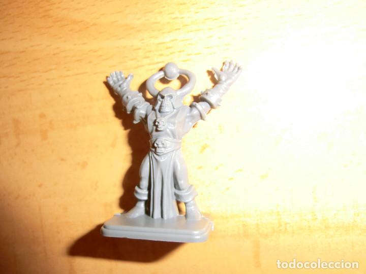 Juegos antiguos: hechicero heroquest , plastico - Foto 2