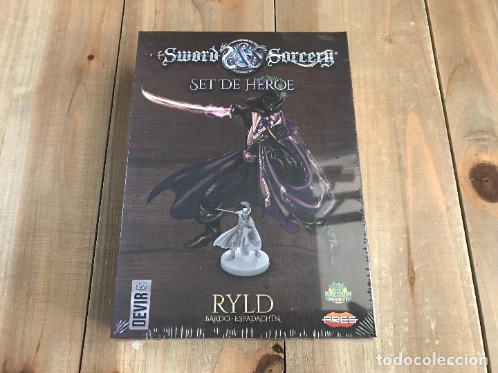 Juegos antiguos: SWORD AND SORCERY - SET de H&eacute;roe - RYLD - DEVIR - ARES - PRECINTADO - Foto 1
