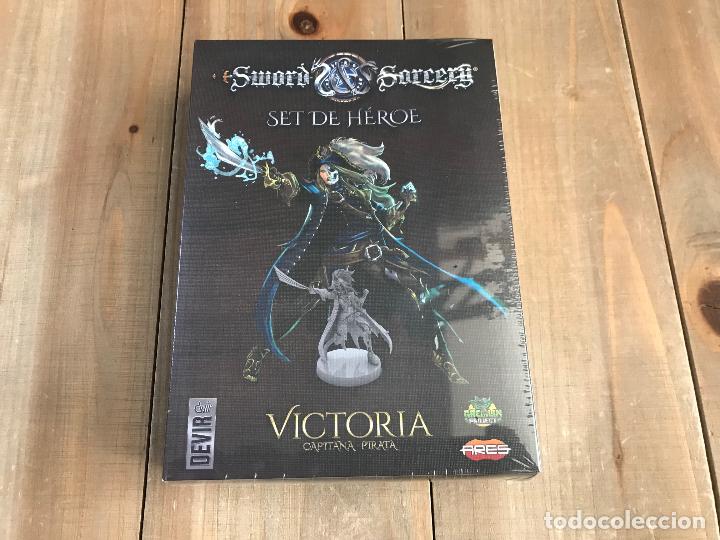 Juegos antiguos: SWORD AND SORCERY - SET de H&eacute;roe - VICTORIA - DEVIR - ARES - PRECINTADO - Foto 1