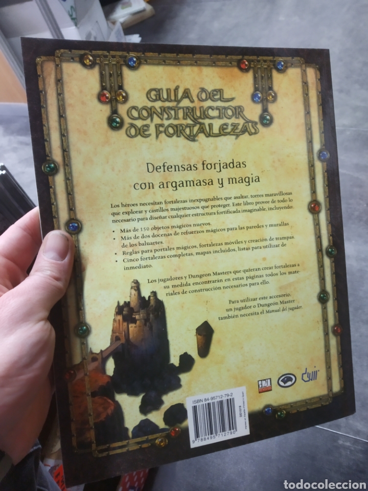 Juegos Antiguos: GUIA DEL CONSTRUCTOR DE FORTALEZAS. DUNGEONS DRAGONS. BARCELONA, 2003 - Foto 2 - 269215913