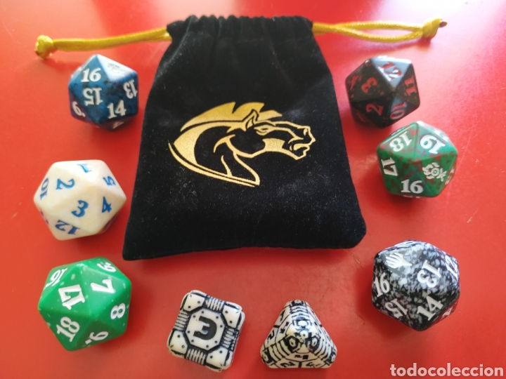 Juegos antiguos: Bolsa y Juego de 8 dados de Rol - Foto 3